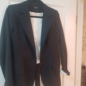 Blow out sale 🥳🥳🥳Smythe blazer